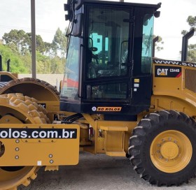 Rolo Compactador de Solo Vibratório CS44B