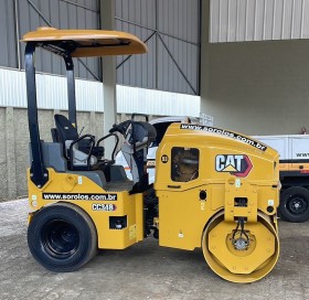 Rolo Compactador Combinado Caterpillar CC 34