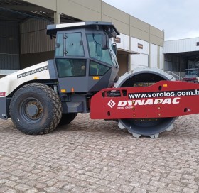 Rolo compactador de solo DYNAPAC CA-610